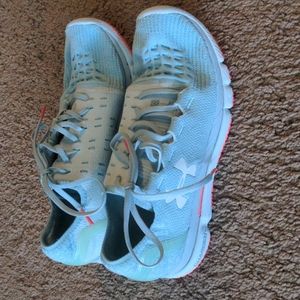 Under Armour Women's Speedform Slingshot Shoes - size 10
